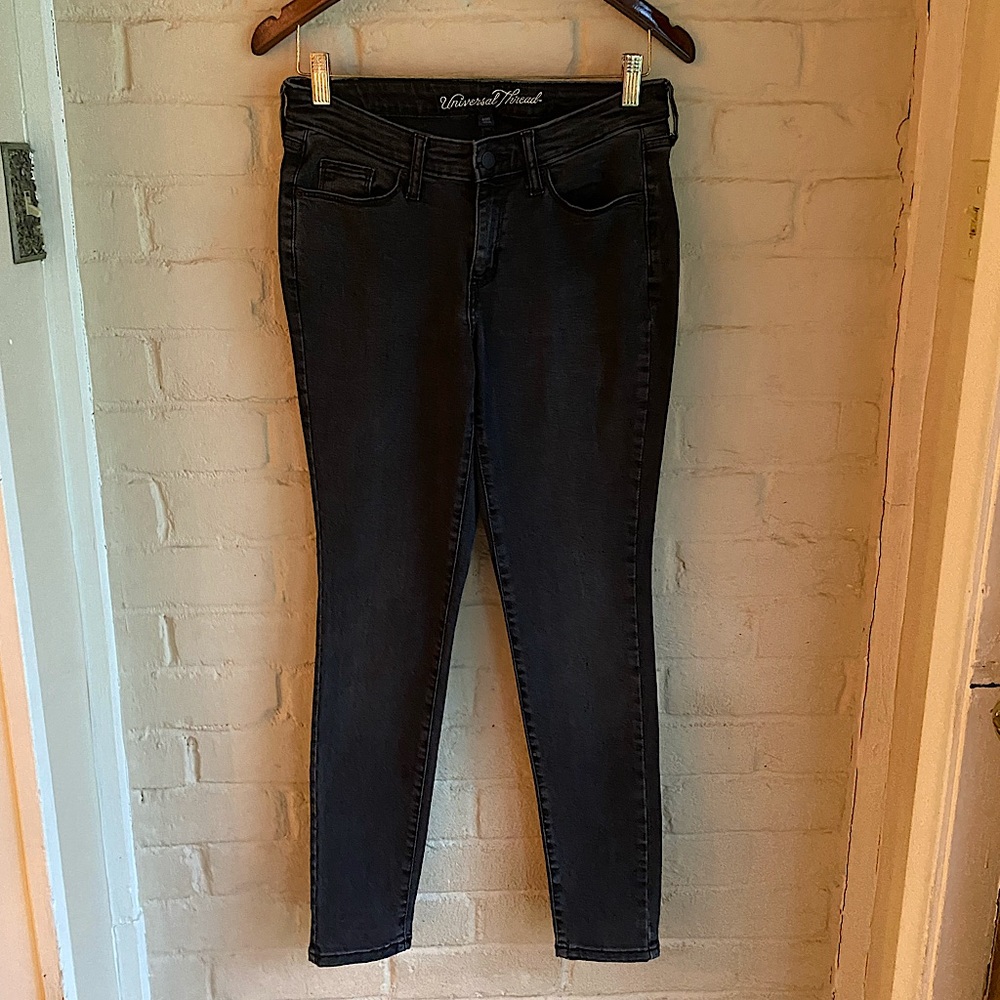 Universal Thread size 6 black distressed look boho denim skinny jeans